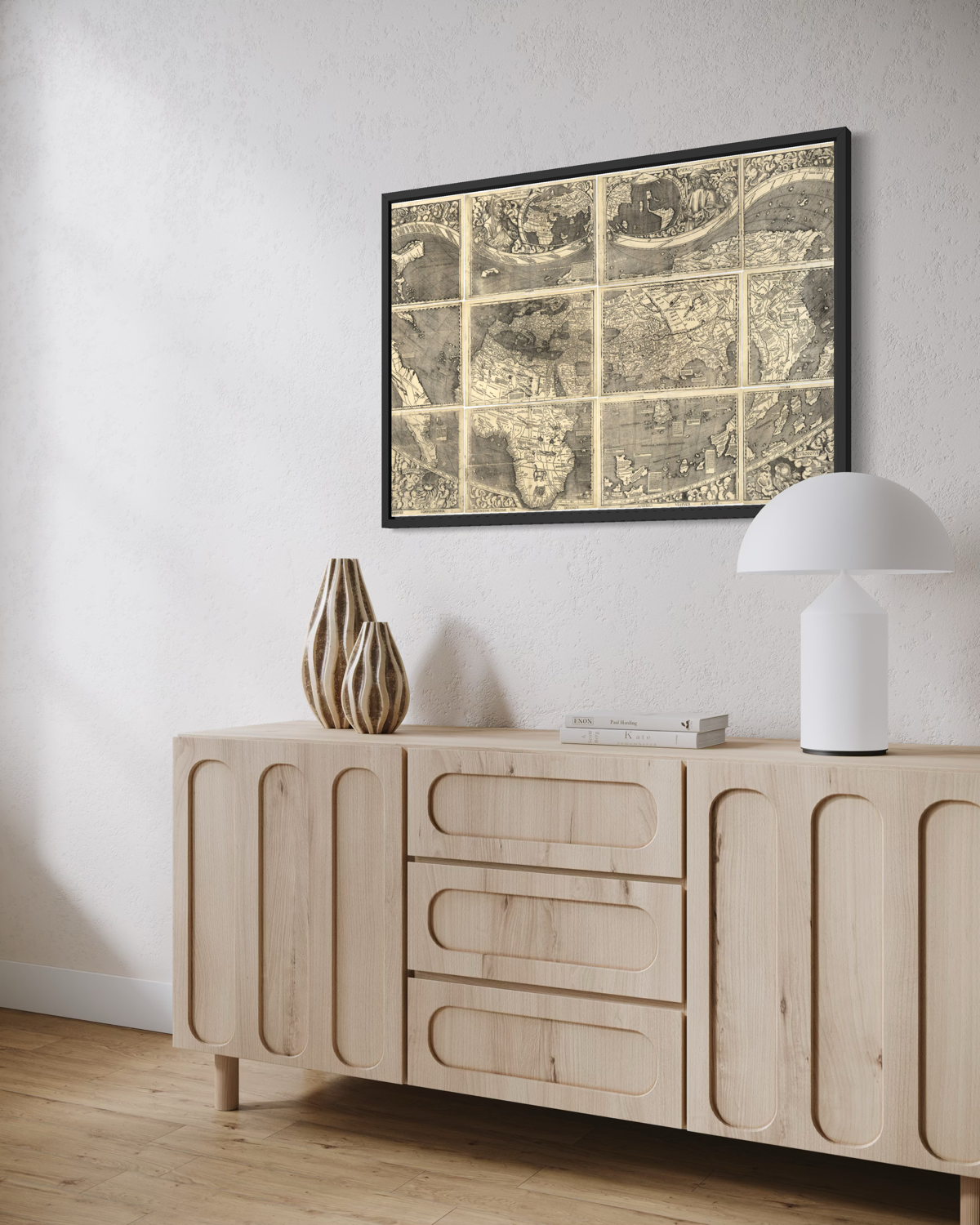 Historiallinen maailmankartta Martin Waldseemüllerilta vuodelta 1507, koostuen useista karttaosista, joissa näkyvät yksityiskohtaiset mantereet, meret ja koristeelliset kuvitukset.