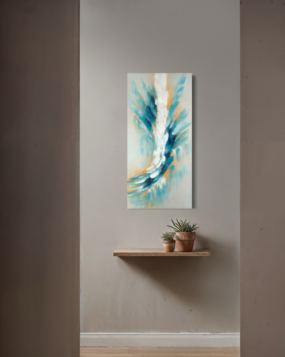 Käsinmaalattu abstrakti maalaus, jossa voimakkaat siveltimenvedot sinisen, vaaleansinisen ja valkoisen sävyissä